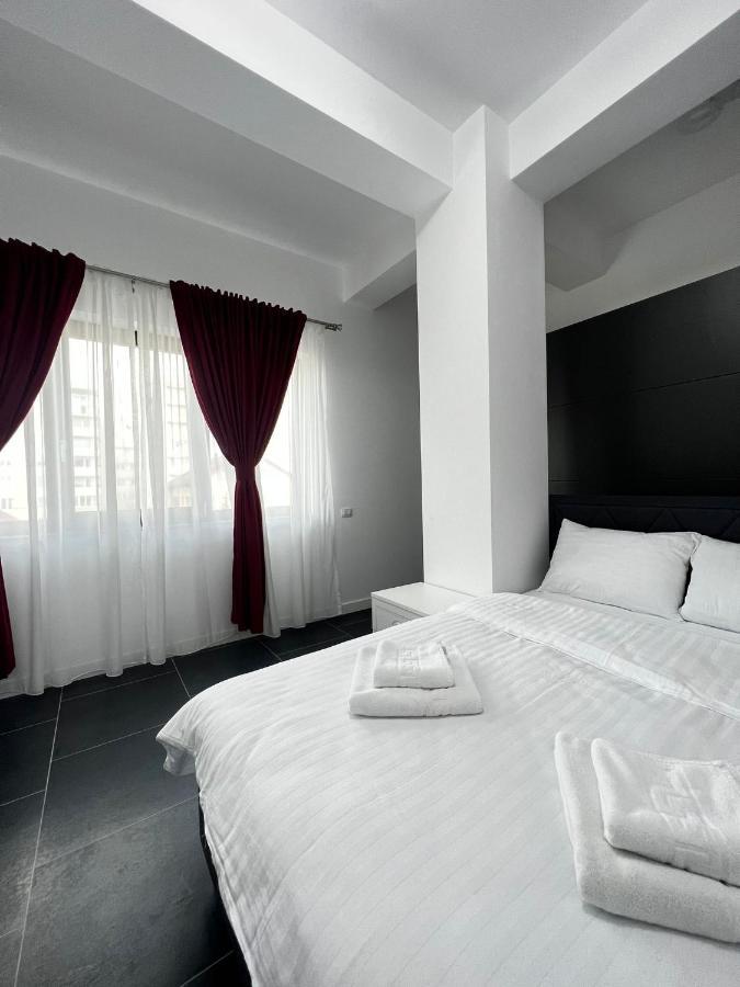 Marvellous Aparthotel With Master Apartments ซูชาวา ภายนอก รูปภาพ