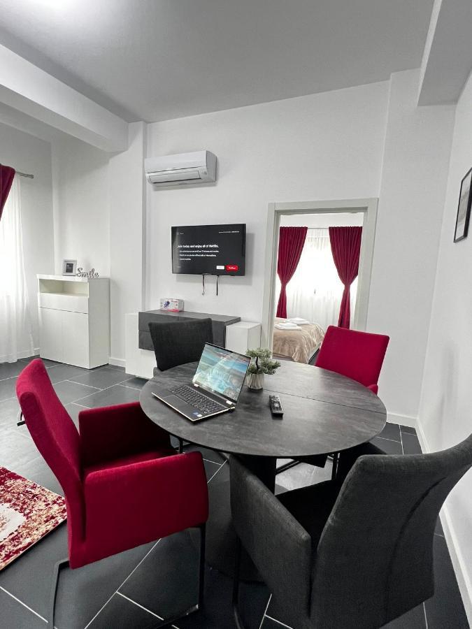 Marvellous Aparthotel With Master Apartments ซูชาวา ภายนอก รูปภาพ