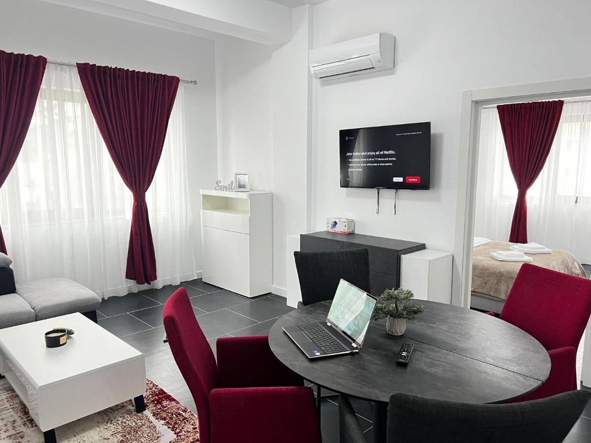 Marvellous Aparthotel With Master Apartments ซูชาวา ภายนอก รูปภาพ