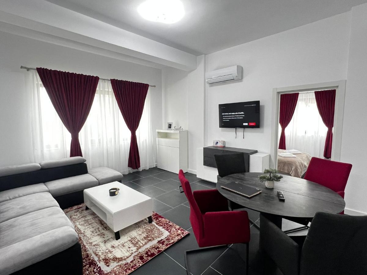 Marvellous Aparthotel With Master Apartments ซูชาวา ภายนอก รูปภาพ